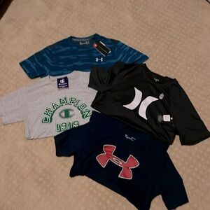 Mens size Small T-shirts. New
